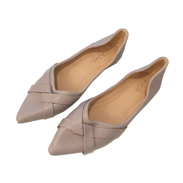 Alkalmi női hegyes cipő három modellben - lapos talp