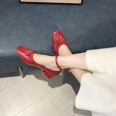 Öko bőrből készült női cipők új modellje több modellben