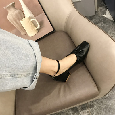 Öko bőrből készült női cipők új modellje több modellben