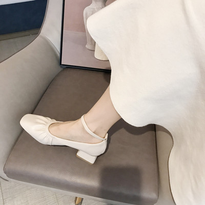 Öko bőrből készült női cipők új modellje több modellben