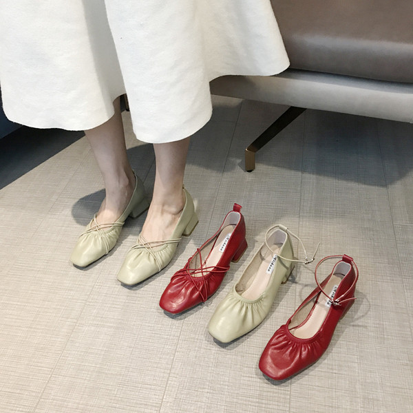 Öko bőrből készült női cipők új modellje több modellben