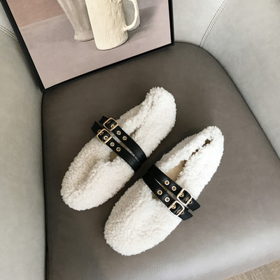 Alkalmi női pehelycipő bőr csattal - két modell