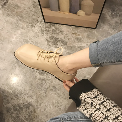 Női bőr fűzős cipő - két modell