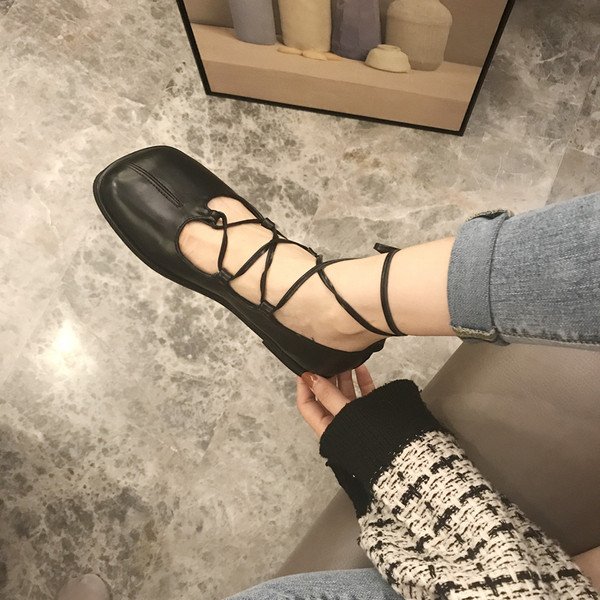 Női bőr fűzős cipő - két modell