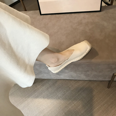 Alkalmi női bőrcipő lapos talppal több színben