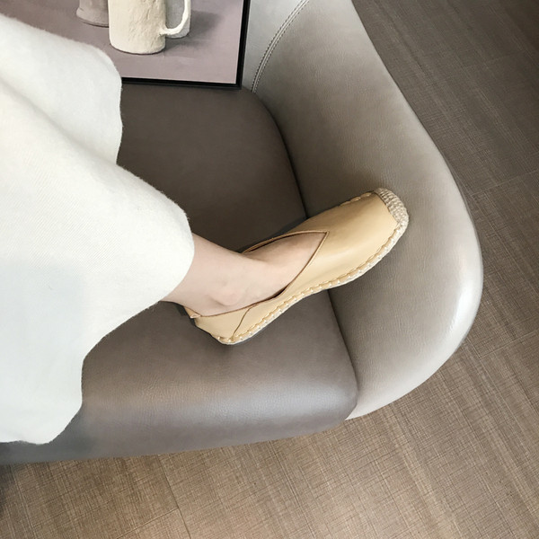 Alkalmi női bőrcipő lapos talppal több színben