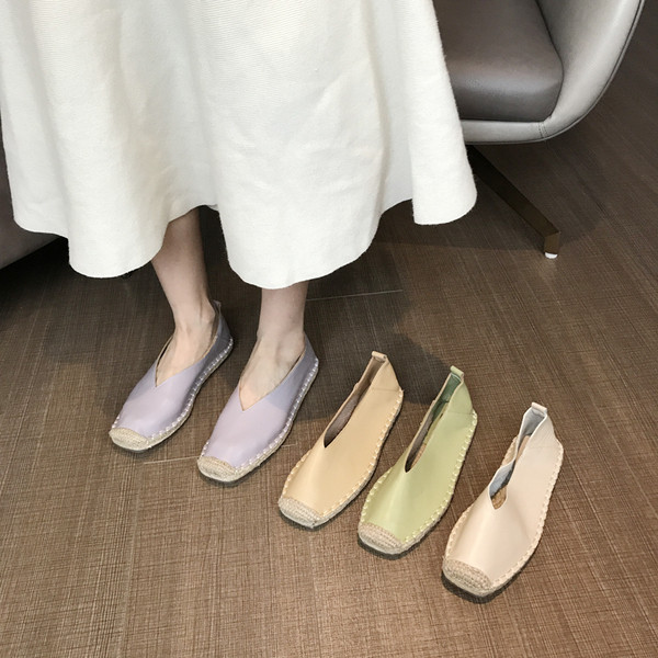 Alkalmi női bőrcipő lapos talppal több színben