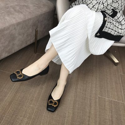 Ženske casual cipele s ravnim potplatom - nekoliko modela