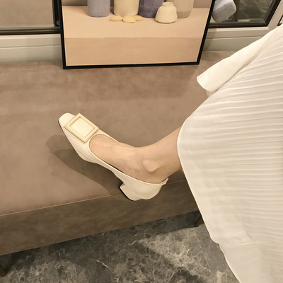 Női alkalmi cipő 4 cm-es sarokmagassággal