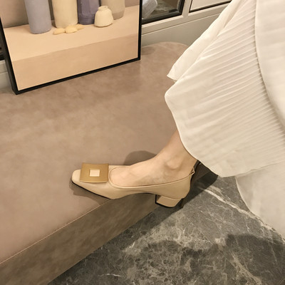 Női alkalmi cipő 4 cm-es sarokmagassággal