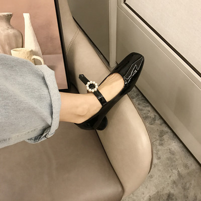 Gyöngyös női alkalmi cipő - két modell