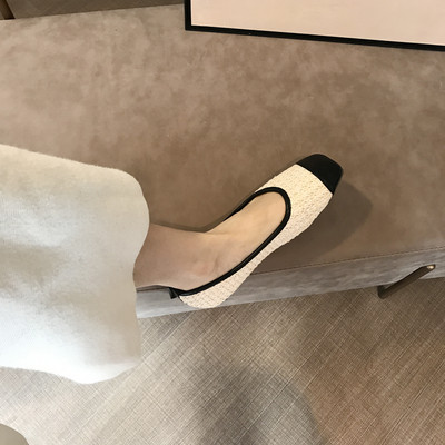 Női alkalmi cipő - lapos talppal és szalaggal