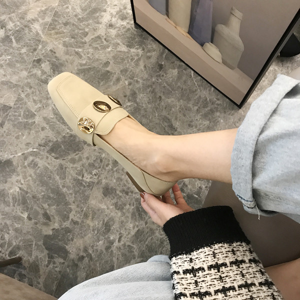 Alkalmi bőrcipő csattal barna és bézs színben