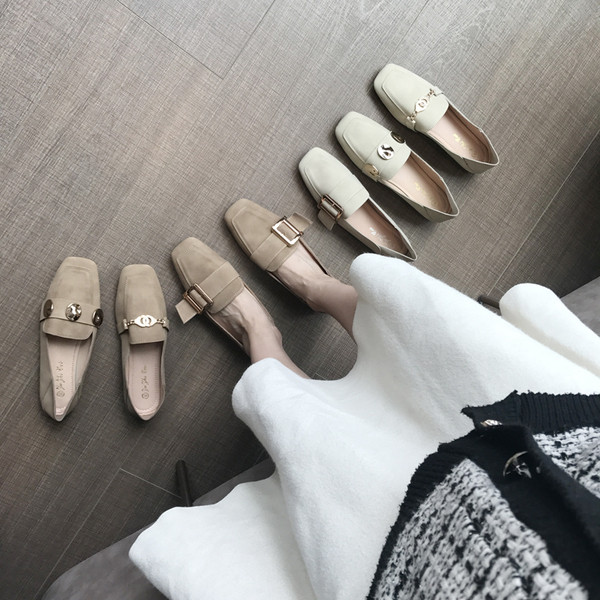 Alkalmi bőrcipő csattal barna és bézs színben