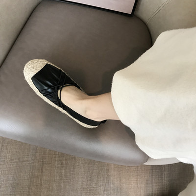 Lapos talpú női bőrcipők - többféle modell