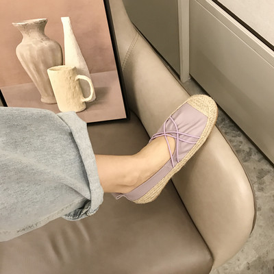 Lapos talpú női bőrcipők - többféle modell