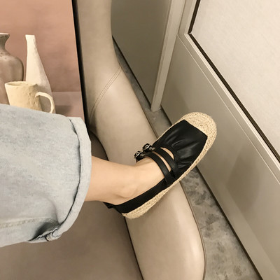 Lapos talpú női bőrcipők - többféle modell