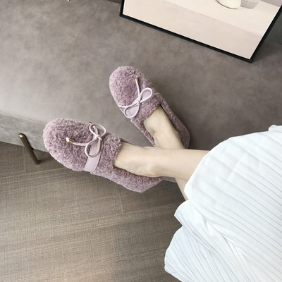 Modern női pehelycipő - szalaggal