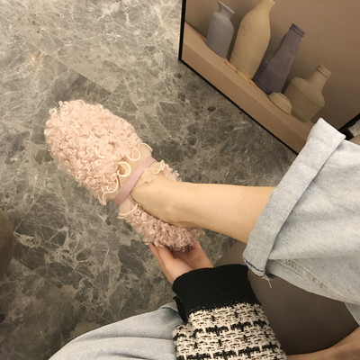 Modern női pehelycipő - szalaggal