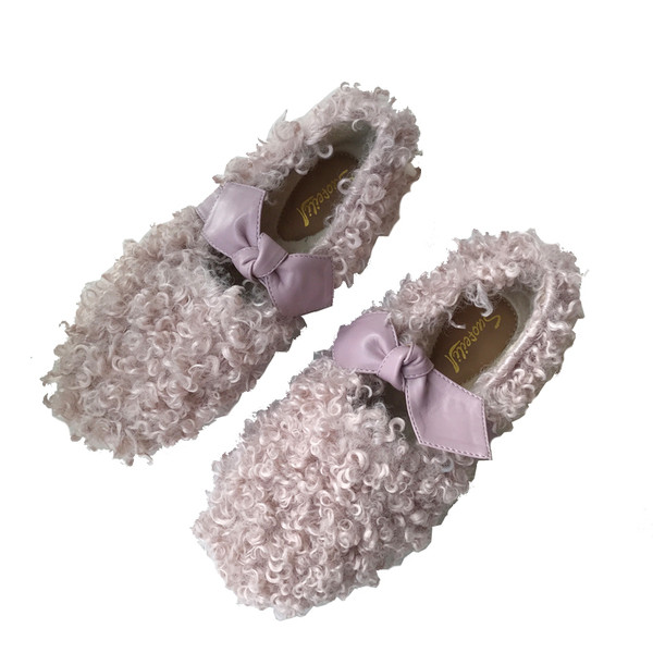 Modern női pehelycipő - szalaggal