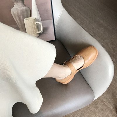 Ležerne ženske cipele s kopčom i ravnim potplatom