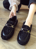 Női alkalmi pehelycipő fém elemmel - két modell