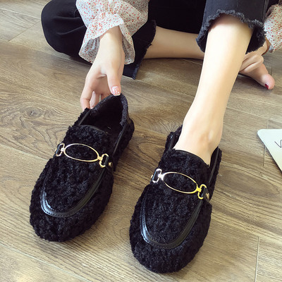 Női alkalmi pehelycipő fém elemmel - két modell