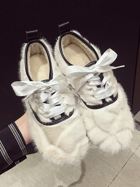 Új modell női pehelycipő fűzős