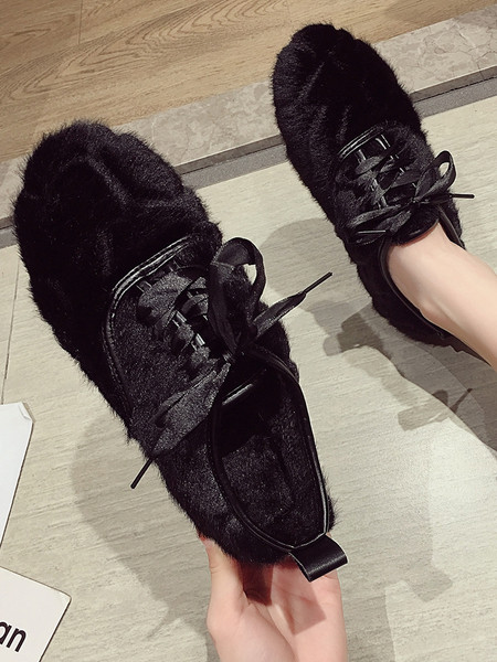 Új modell női pehelycipő fűzős