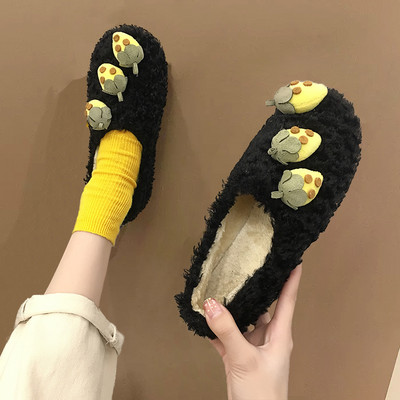 Női téli cipő 3D elemekkel