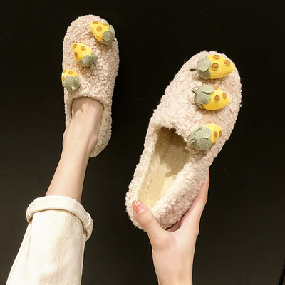 Női téli cipő 3D elemekkel