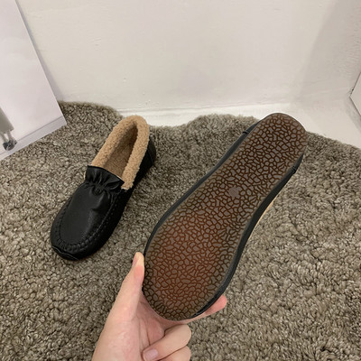 Új modell női bőrcipő puha béléssel