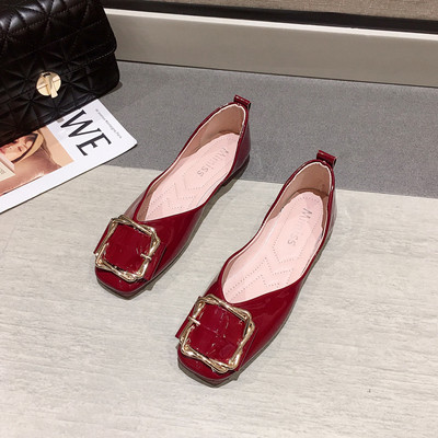 Aktuális női cipők szalaggal és csattal - több modell