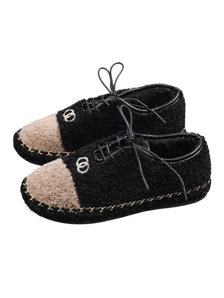 Női alkalmi cipő - lapos talppal és fűzővel