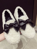 Női alkalmi pehelycipő szalaggal - két modell