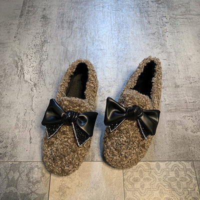 Női alkalmi pehelycipő szalaggal - két modell