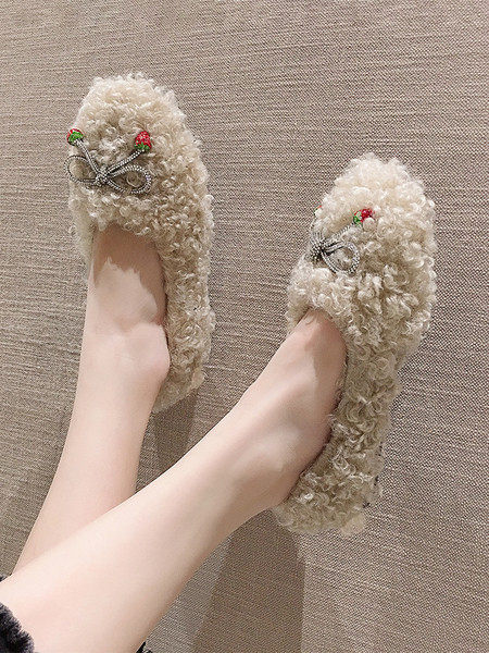 Női pehelycipő fűzővel és lapos talppal