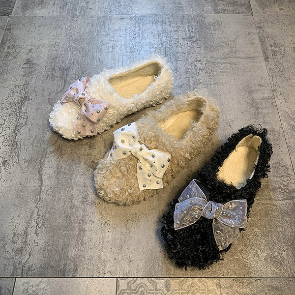 Női pehelycipő - szalaggal, lapos talppal