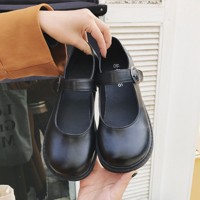 Casual γυναικεία έκο δερμάτινα παπούτσια με μεταλλική στερέωση και επίπεδη σόλα