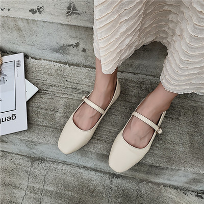 Női alkalmi cipő eko bőrből, pánttal és csattal