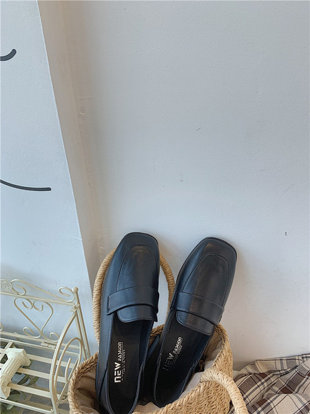 Alkalmi női bőrcipő három színben