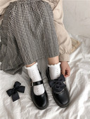 Női bőr cipő csattal fekete és barna színben