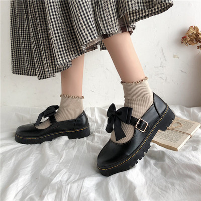 Női bőr cipő csattal fekete és barna színben