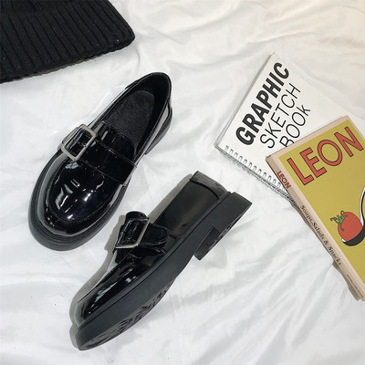 Női alkalmi bőrcipő fém csattal barna és fekete színben