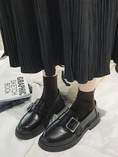 Дамски ежедневни кожени обувки с метална катарама в кафяв и черен цвят