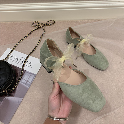 Női alkalmi cipő vastag sarkú szalaggal