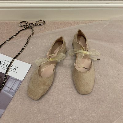 Női alkalmi cipő vastag sarkú szalaggal