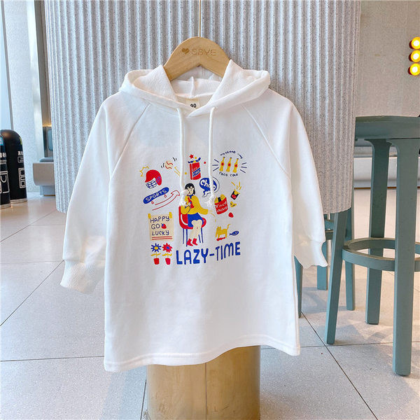 Gyermek pulóver közepes hosszúságú és színes felvitellel