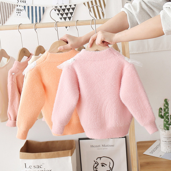 Gyermek pehely pulóver tüll és ovális nyakkivágással