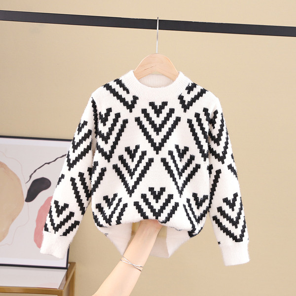 Stílusos gyerekpulóver lányoknak ovális nyakkivágással